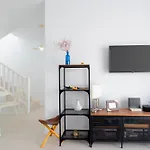 Lolalo House *